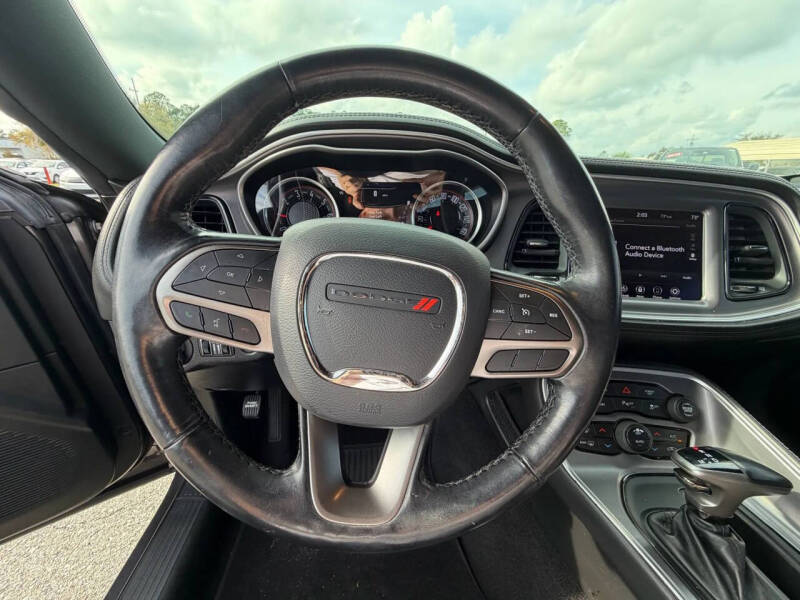 2020 Dodge Challenger SXT