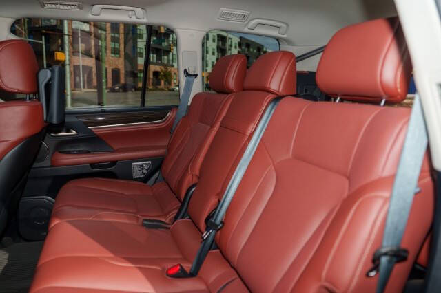 2021 Lexus LX 570 Three-Row