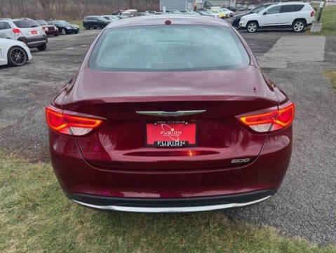 2015 Chrysler 200 Limited