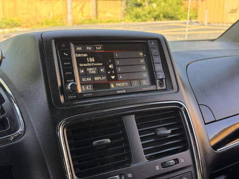 2016 Dodge Grand Caravan American Value Package
