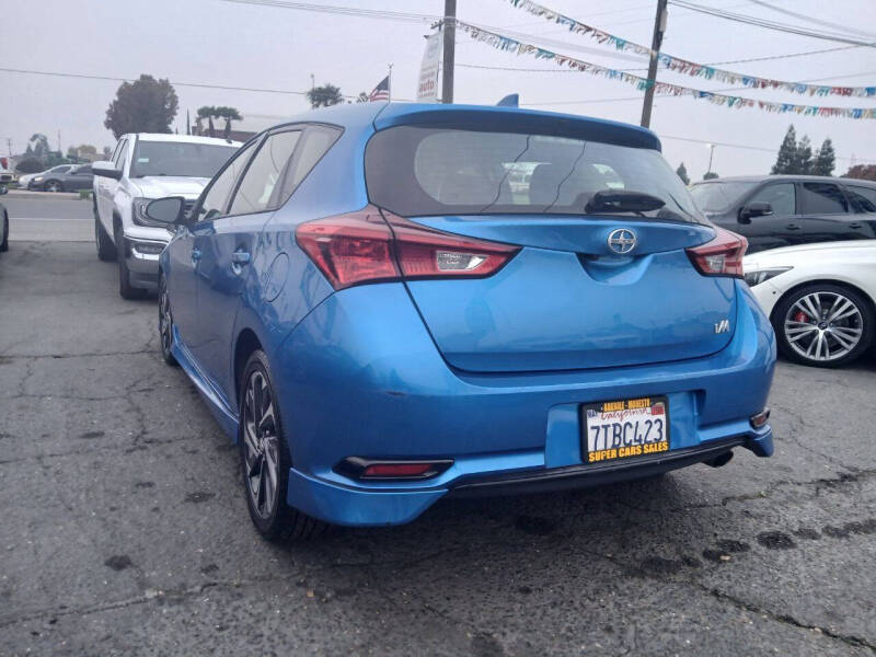 2016 Scion iM