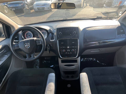 2015 Dodge Grand Caravan SE