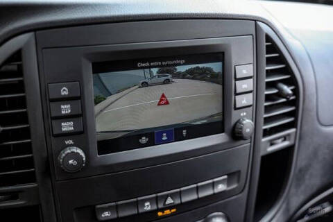 2023 Mercedes-Benz Metris Passenger