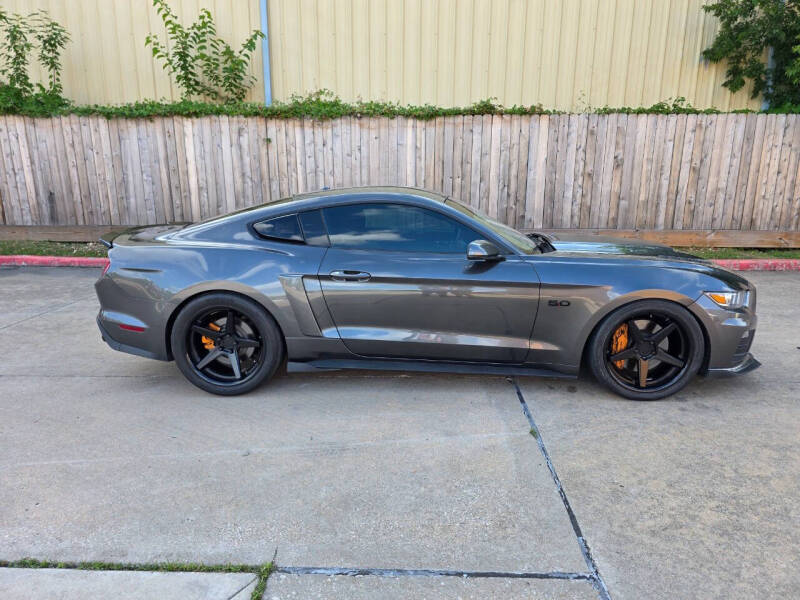 2017 Ford Mustang GT Premium
