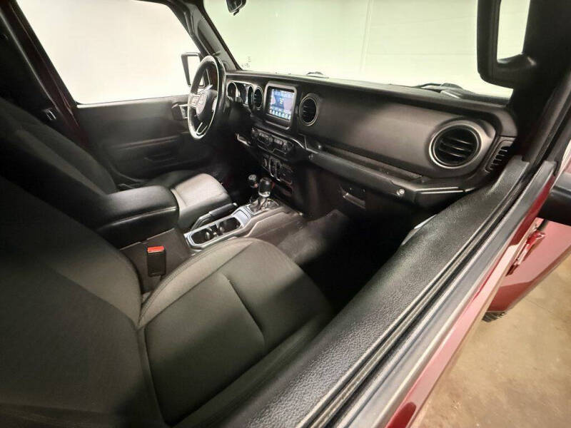 2022 Jeep Gladiator Willys