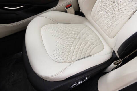 2021 Aston Martin DBX