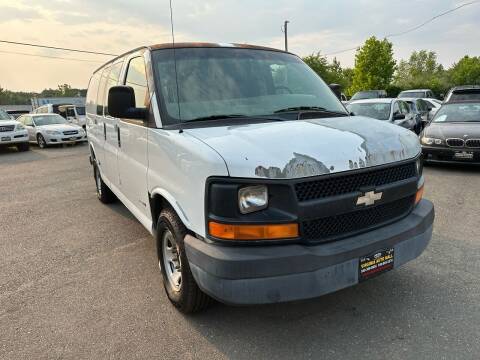 2004 Chevrolet Express for sale at Virginia Auto Mall in Woodford VA