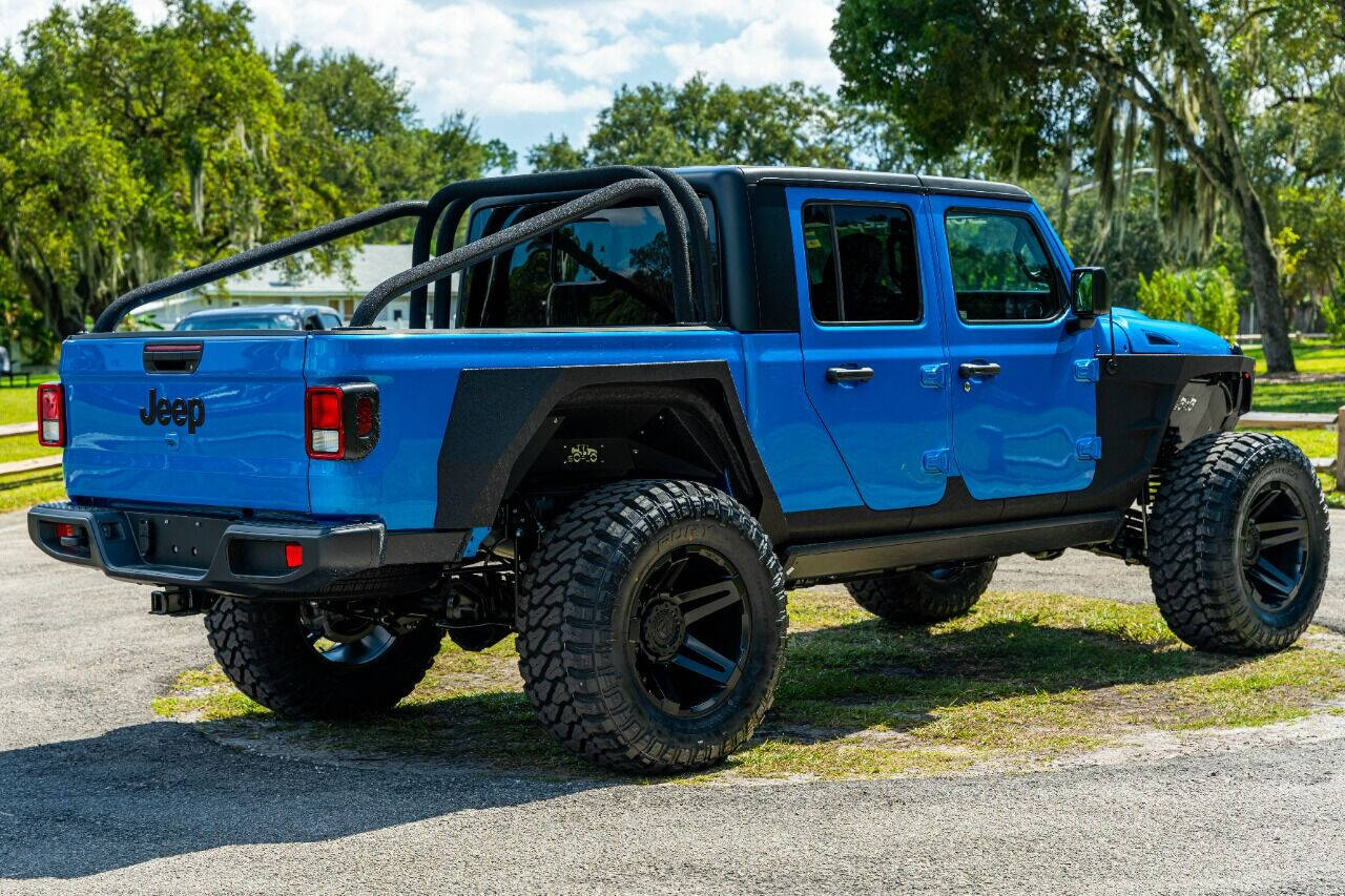 2023 JEEP Gladiator Pickup - $68,999