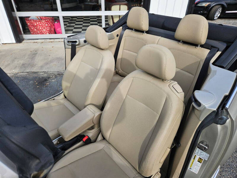 2013 Volkswagen Beetle Convertible