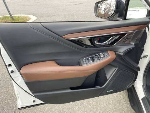 2024 Subaru Outback Touring XT