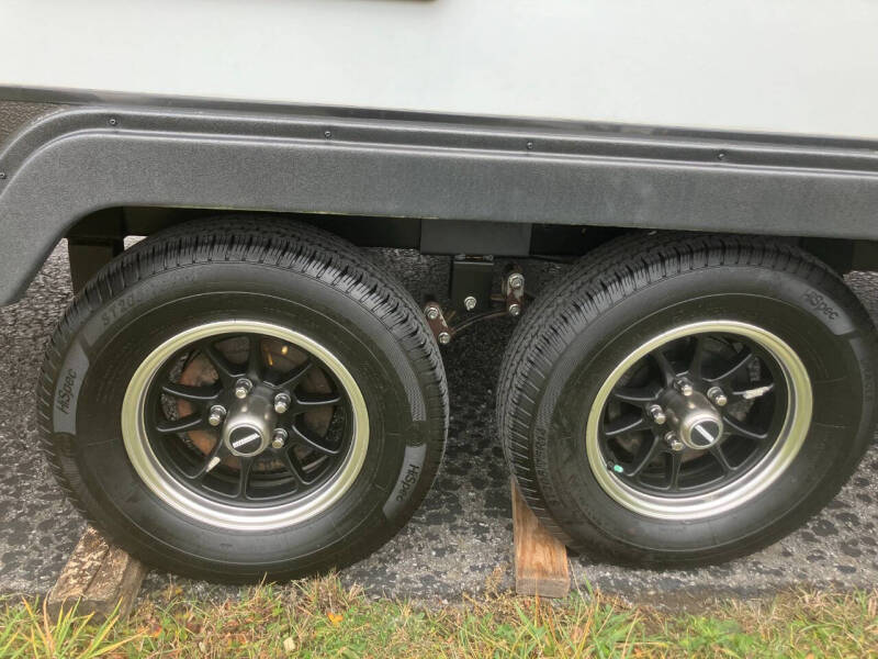 2020 Winnebago 2201 MB