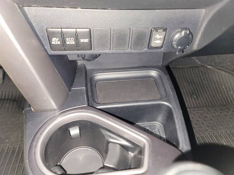 2016 Toyota RAV4 Hybrid XLE