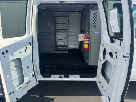 2011 Ford E-Series E-250