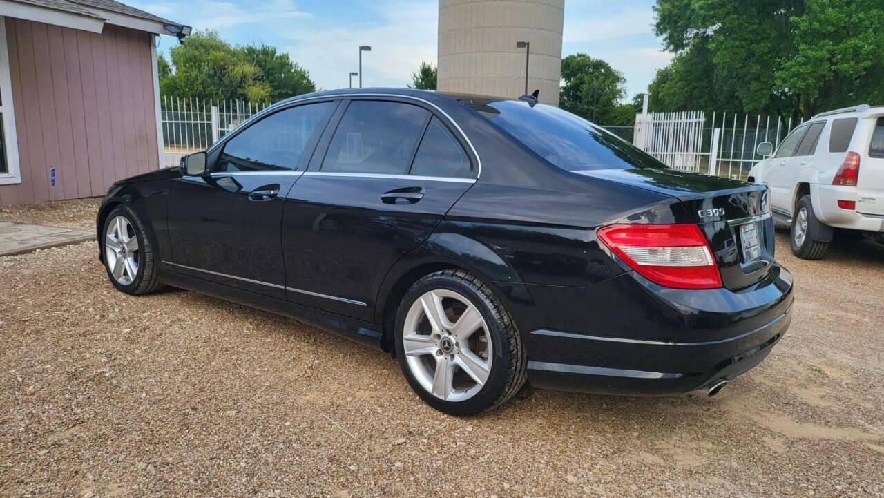 2011 Mercedes-Benz C-Class for sale at AUTHE VENTURES AUTO in Red Oak, TX