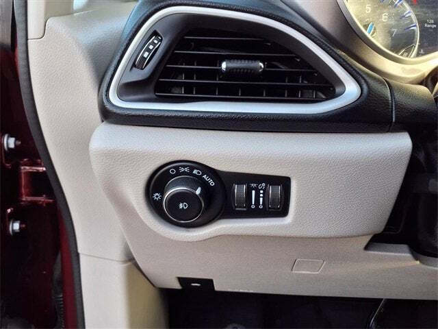 2021 Chrysler Pacifica Touring L