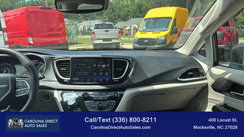 2022 Chrysler Pacifica Touring L