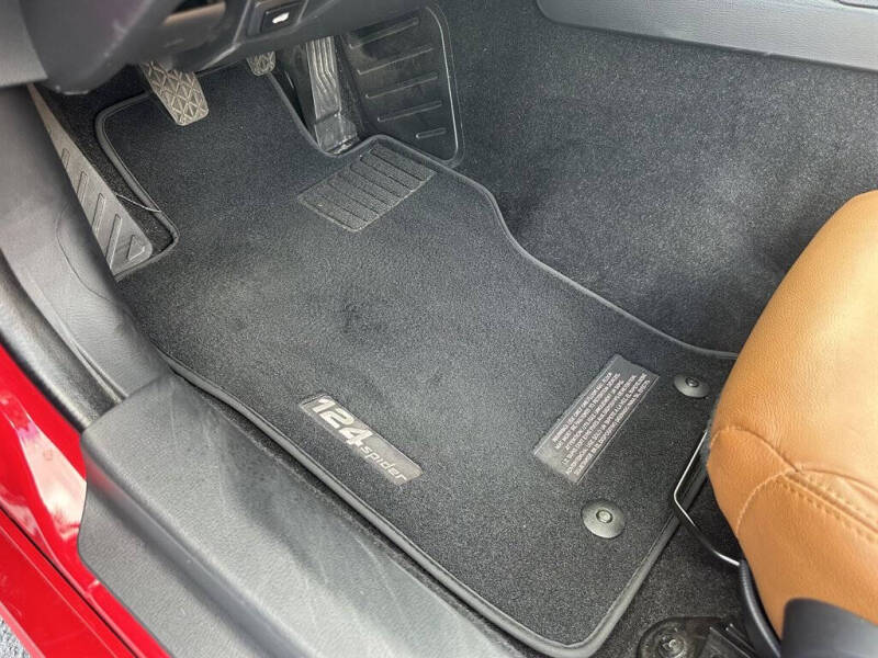 2018 FIAT 124 Spider Lusso