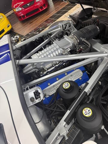 2005 Ford GT