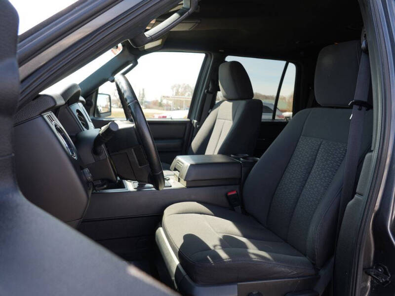 2016 Ford Expedition XL Fleet