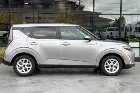 2025 Kia Soul S
