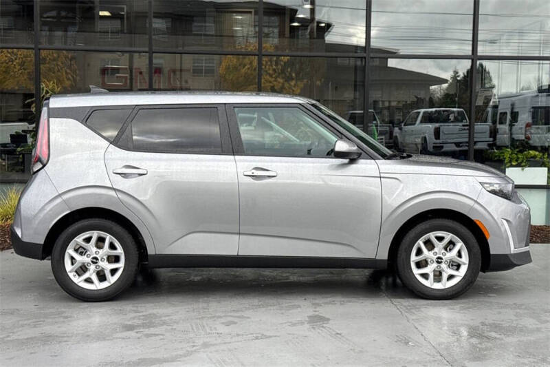 2025 Kia Soul S