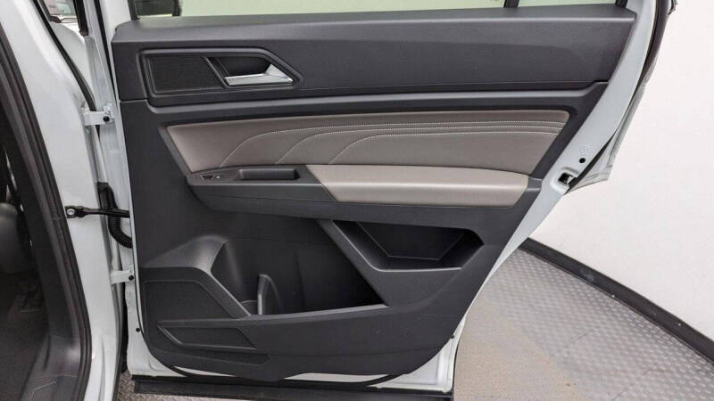 2023 Volkswagen Atlas Cross Sport SE