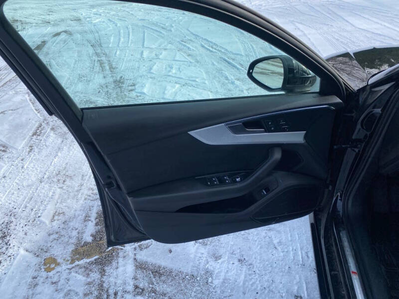 2017 Audi A4 2.0T quattro Premium Plus