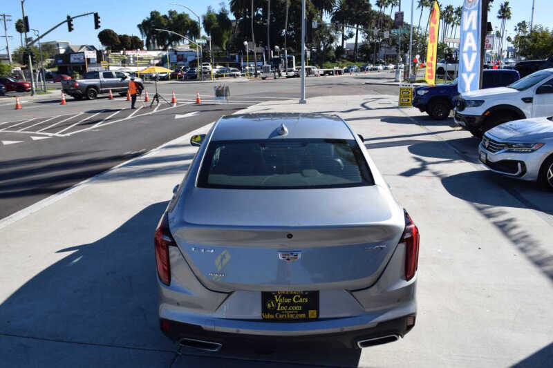 2023 Cadillac CT4 Premium Luxury