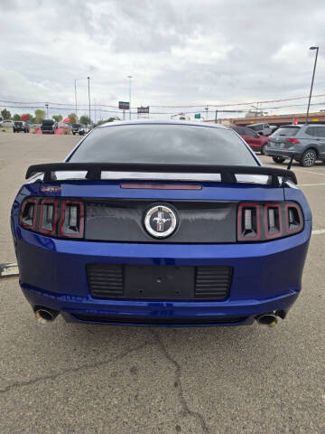 2013 Ford Mustang V6