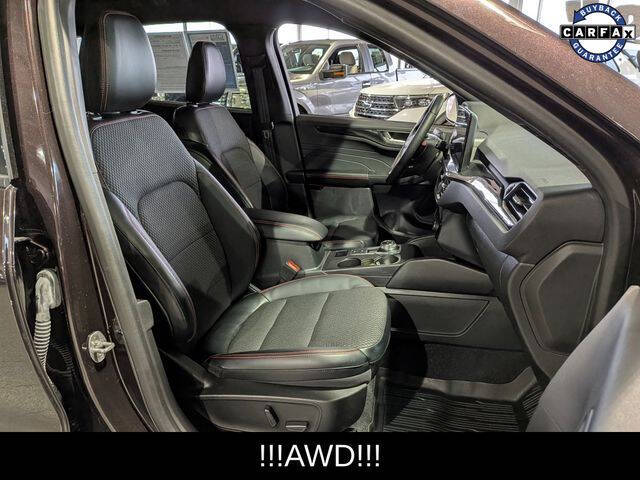 2023 Ford Escape ST-Line Select