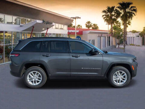 2025 Jeep Grand Cherokee Laredo X