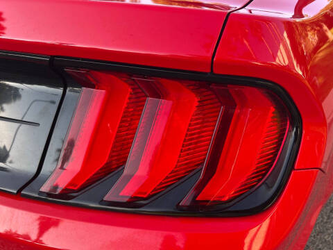 2019 Ford Mustang EcoBoost