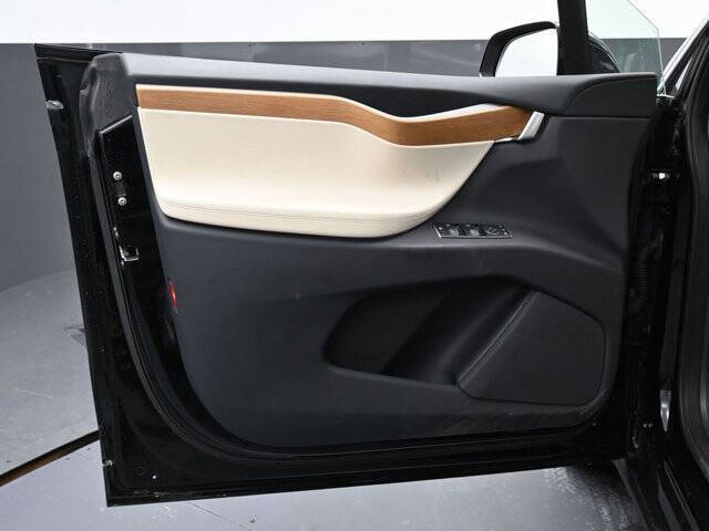 2021 Tesla Model X Performance