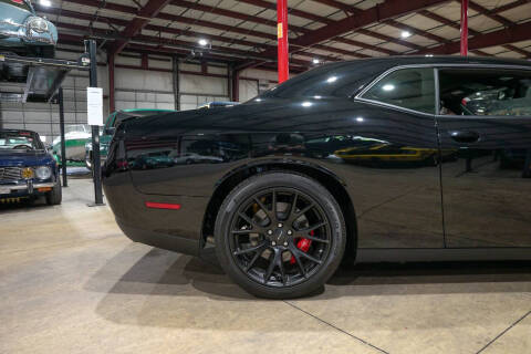 2016 Dodge Challenger SRT Hellcat