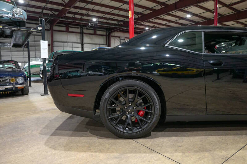 2016 Dodge Challenger SRT Hellcat