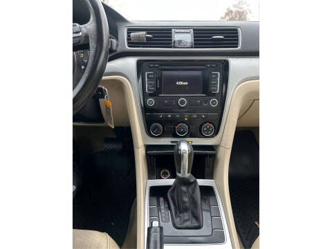 2013 Volkswagen Passat