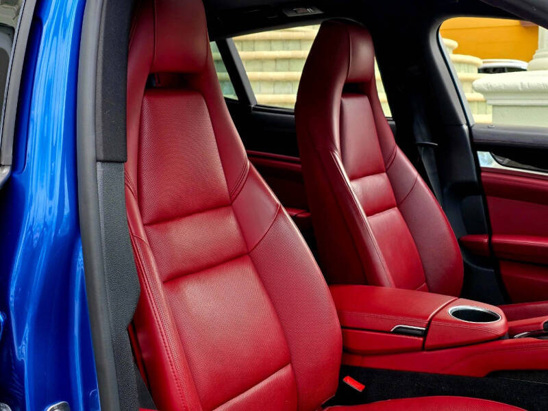 2015 Porsche Panamera S E-Hybrid