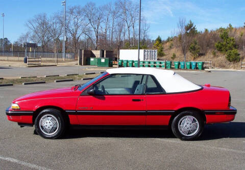 1990 Pontiac Sunbird LE