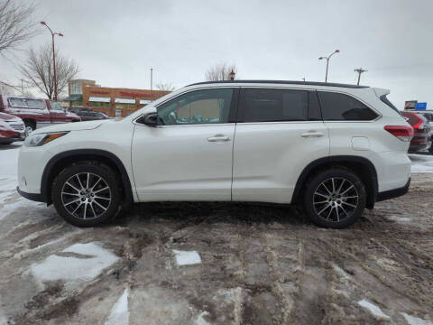 2018 Toyota Highlander SE