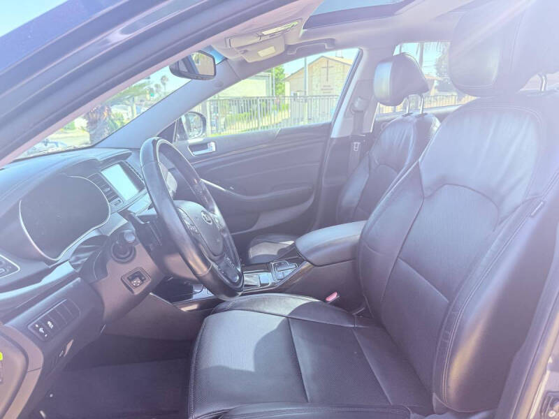 2014 Kia Cadenza Premium