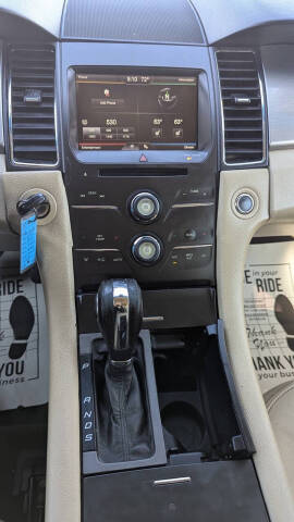 2014 Ford Taurus SEL