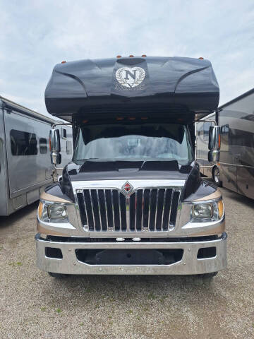 2016 NeXus RV Phantom 325C