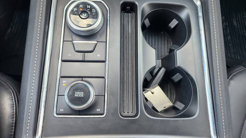2023 Ford Expedition XLT