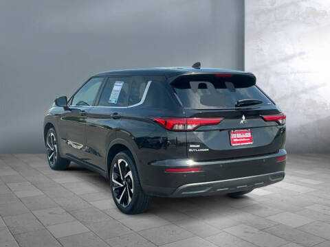 2022 Mitsubishi Outlander ES