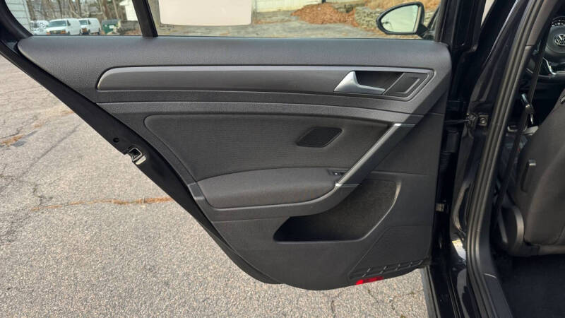 2019 Volkswagen Golf GTI