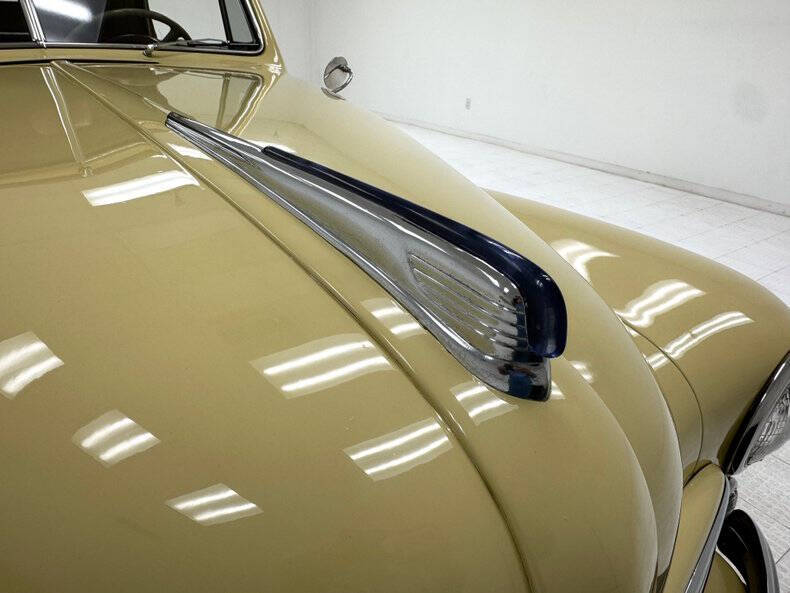 1947 Ford Super Deluxe