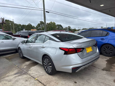 2024 Nissan Altima 2.5 SV