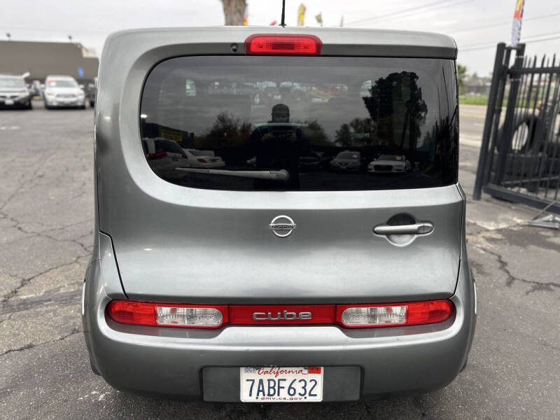 2011 Nissan cube 1.8 S