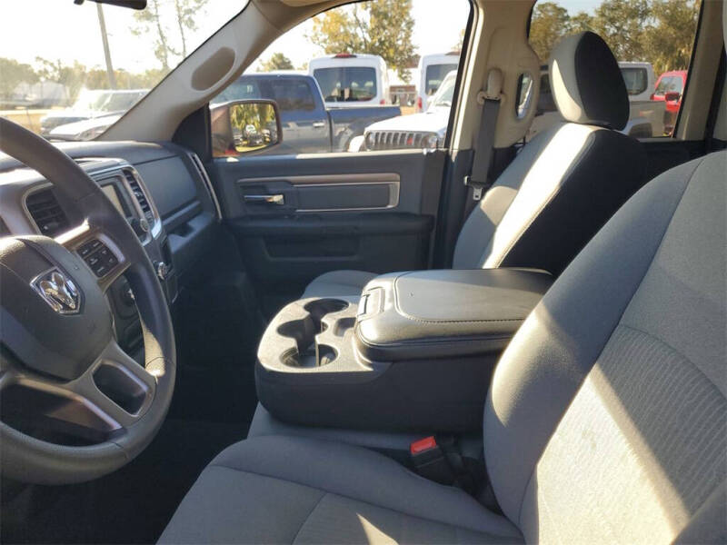 2024 RAM 1500 Classic SLT