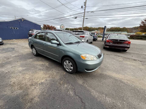 2005 Toyota Corolla LE